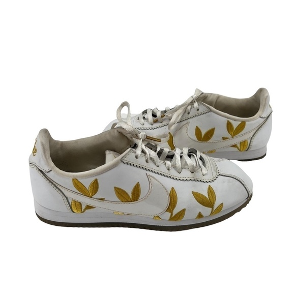 Nike Gold Metallic Leaf Classic Cortez Sneakers Size 8 Women’s - Picture 1 of 9
